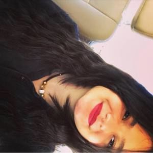 Meet your Posher, Manuela